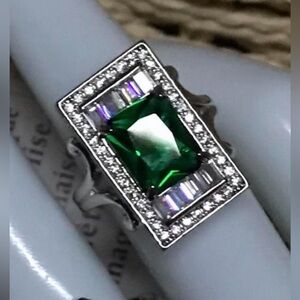 #artdeco #rectangle #baguette #rings #emeraldgreen stone #rhinestones